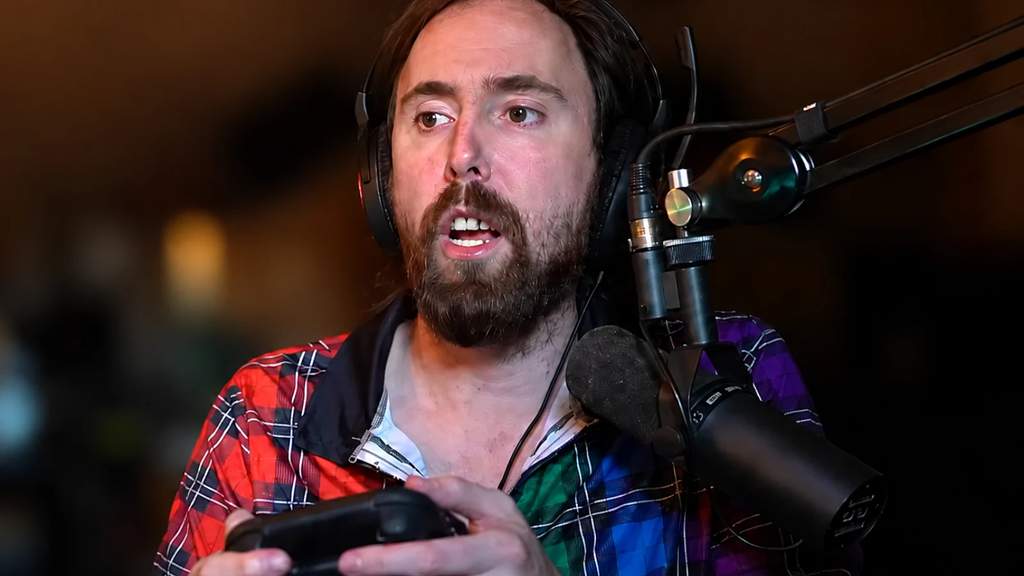 Asmongold Bersumpah Tak Akan Main Game Konsol Lagi Karena Masalah Tangan