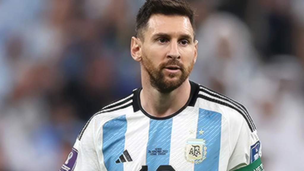 Pelatih Mesir Tuduh FIFA Sengaja Pertahankan Messi di Piala Dunia