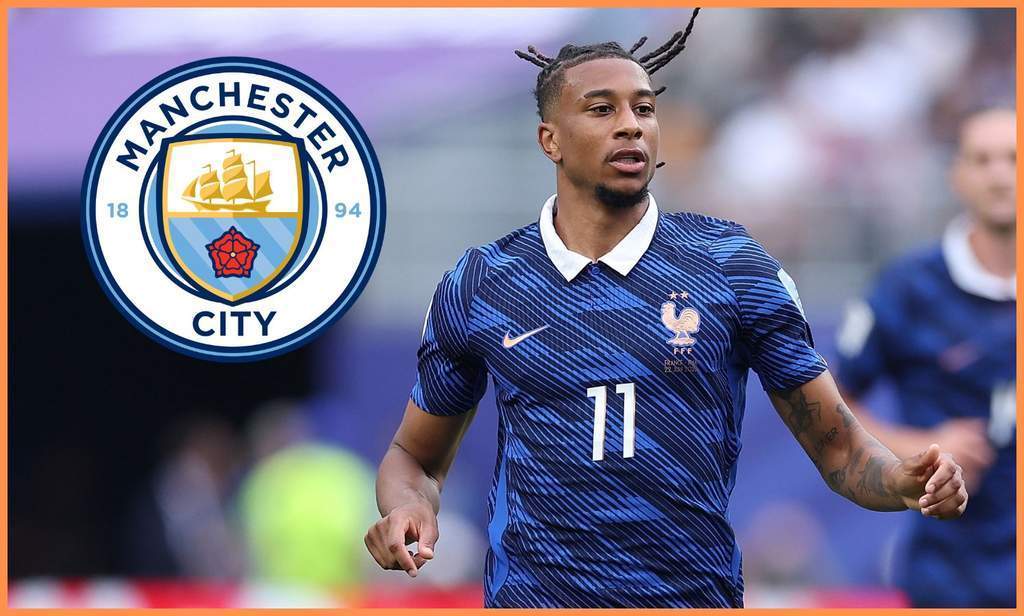Pemain Bayern Munich Michael Olise saat bertanding di lapangan hijau