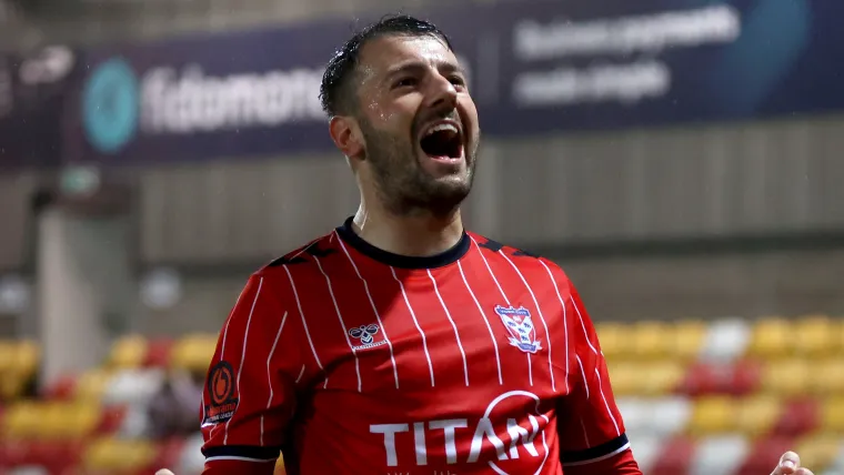 Rochdale vs York City: Perebutan Juara National League Paling Sengit