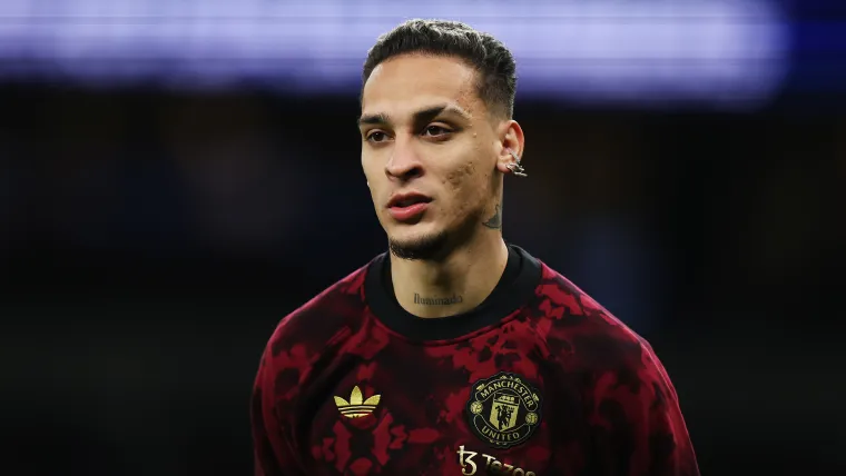 Pemain Manchester United Antony diincar oleh klub La Liga Real Betis pada bursa transfer